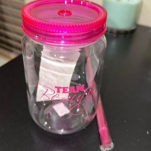 Team Beauty Plastic water bottle